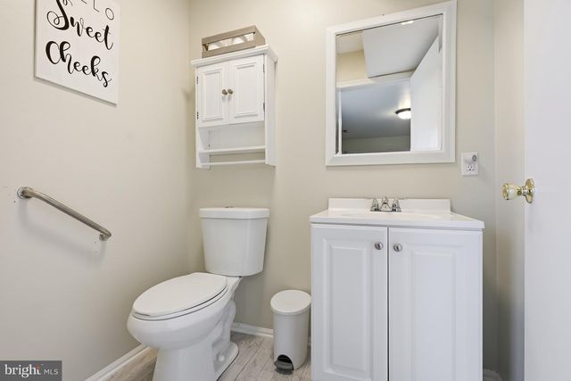 5 WORTHY DOWN AVE, Bear, DE 19701