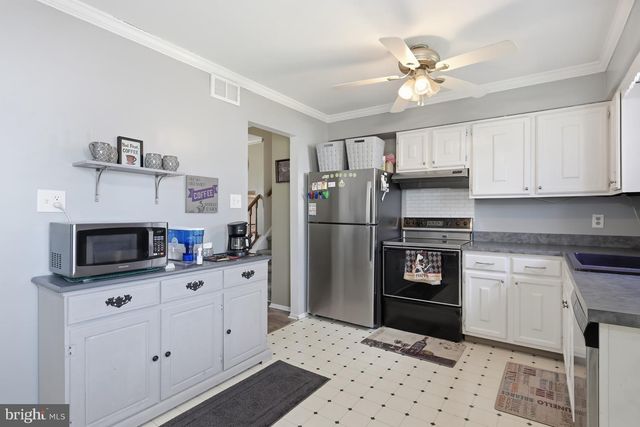 5 WORTHY DOWN AVE, Bear, DE 19701