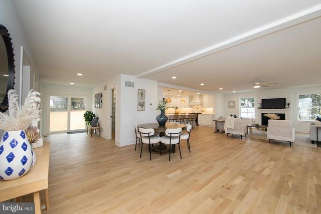 371 KRESSON RD, Cherry Hill, NJ 08034