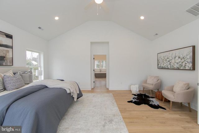 371 KRESSON RD, Cherry Hill, NJ 08034