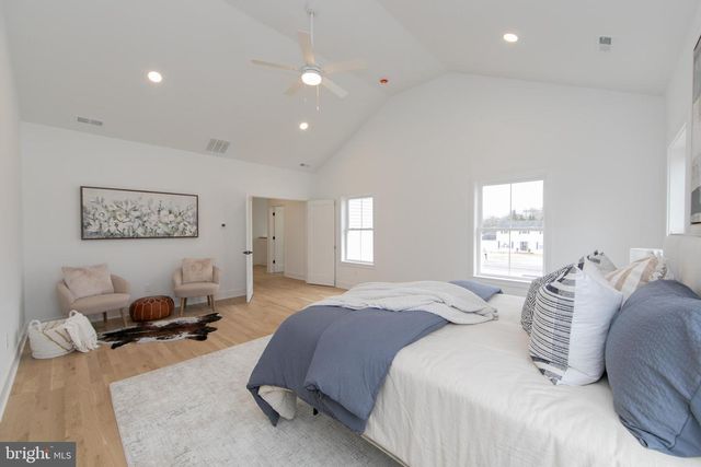 371 KRESSON RD, Cherry Hill, NJ 08034