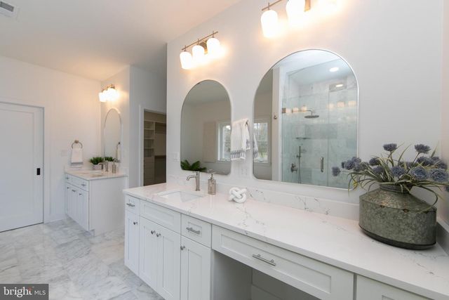 371 KRESSON RD, Cherry Hill, NJ 08034