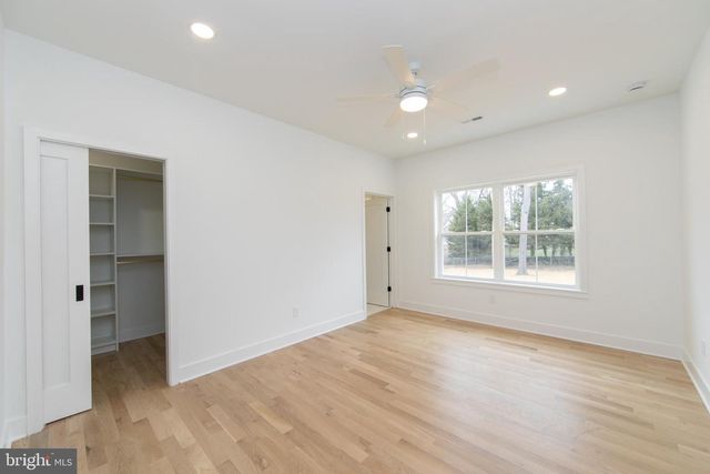 371 KRESSON RD, Cherry Hill, NJ 08034