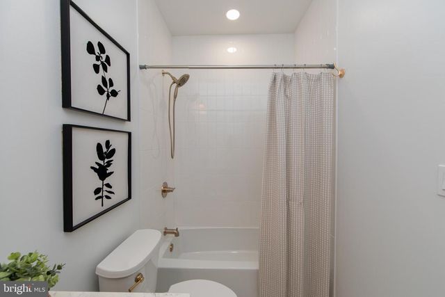 371 KRESSON RD, Cherry Hill, NJ 08034