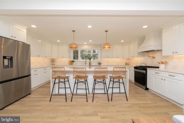 371 KRESSON RD, Cherry Hill, NJ 08034