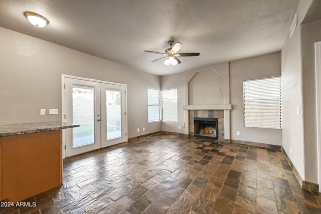 9166 E LAUREL Lane, Scottsdale, AZ 85260