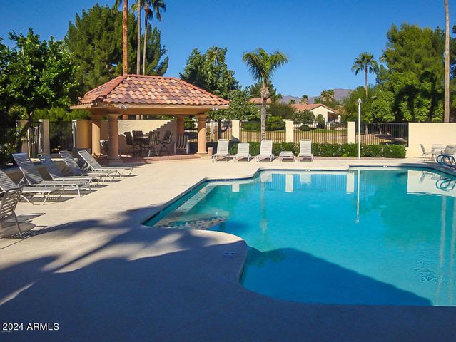 9166 E LAUREL Lane, Scottsdale, AZ 85260