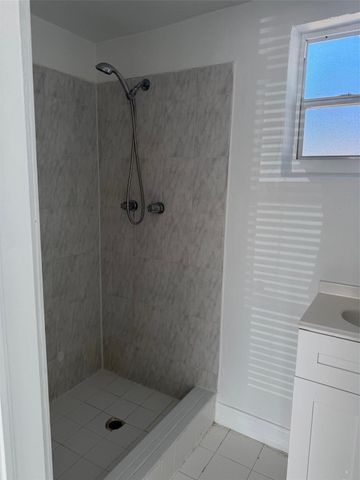 5821 Taft Street, Hollywood, FL 33021