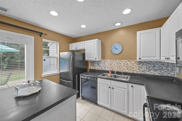 15066 Deshler Court, Charlotte, NC 28273