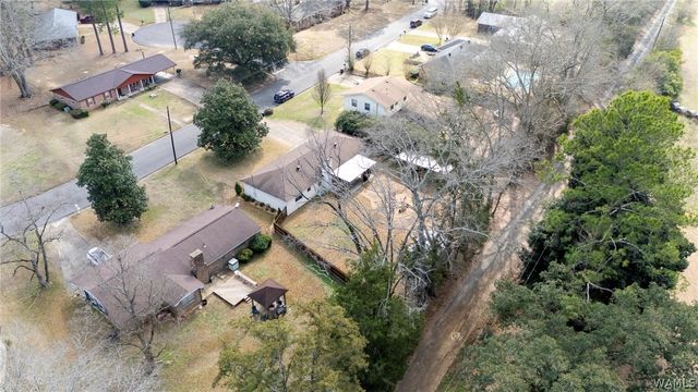 206 Parkway, Livingston, AL 35470