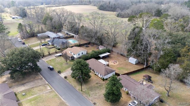 206 Parkway, Livingston, AL 35470