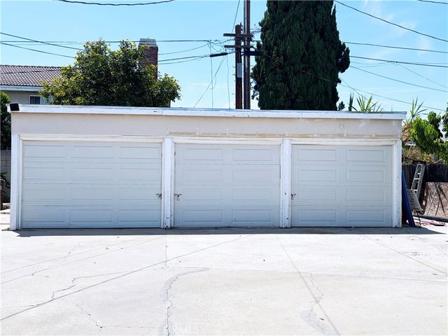 2823 New Deal, El Monte, CA 91733