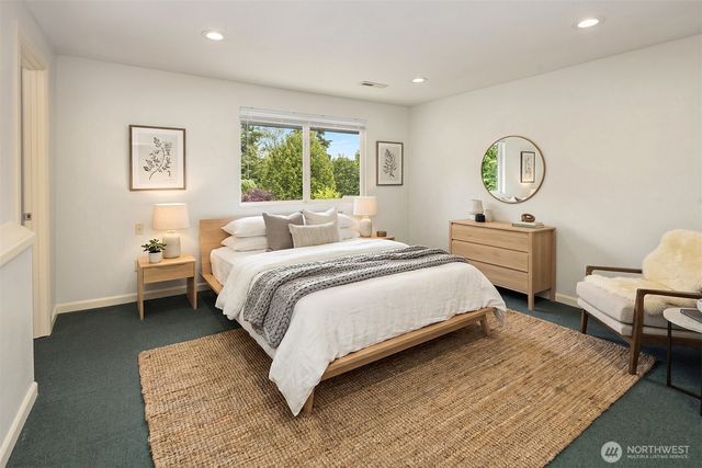 12801 SE 22nd Place, Bellevue, WA 98005