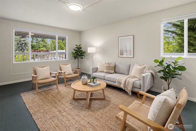 12801 SE 22nd Place, Bellevue, WA 98005