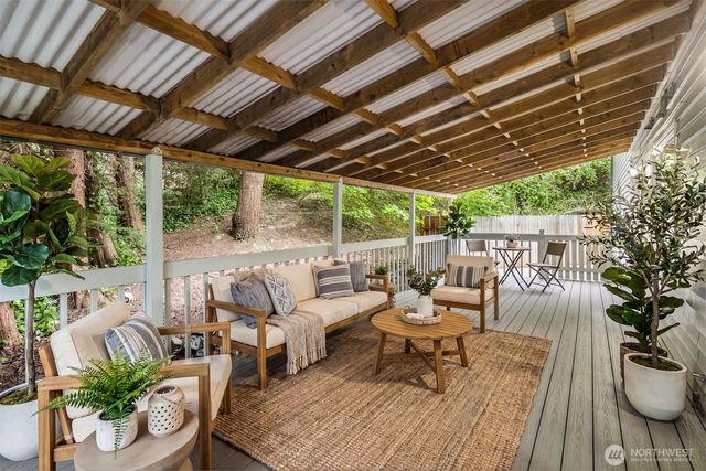 12801 SE 22nd Place, Bellevue, WA 98005
