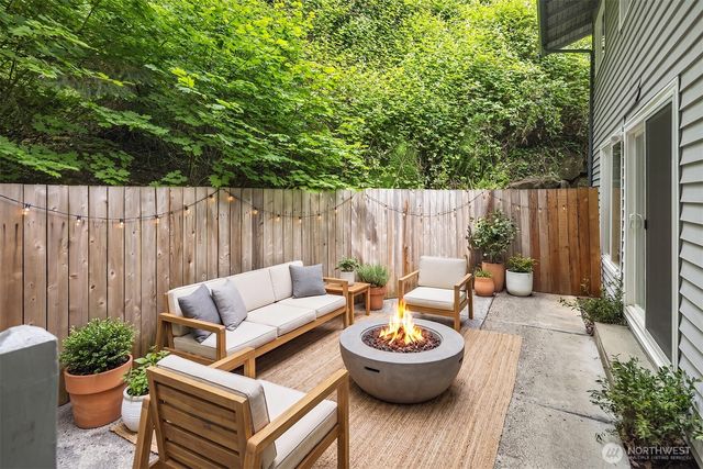 12801 SE 22nd Place, Bellevue, WA 98005