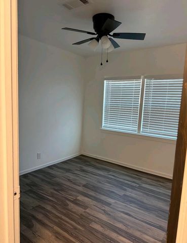 6714 Cotton Drive, Houston, TX 77092