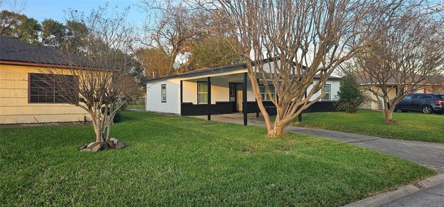 6714 Cotton Drive, Houston, TX 77092