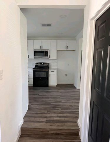 6714 Cotton Drive, Houston, TX 77092