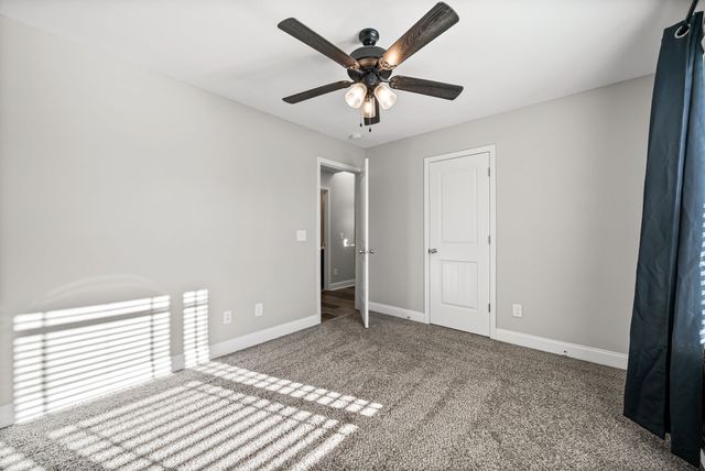 1796 Rains Rd, Clarksville, TN 37042