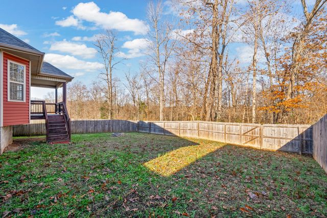 1796 Rains Rd, Clarksville, TN 37042