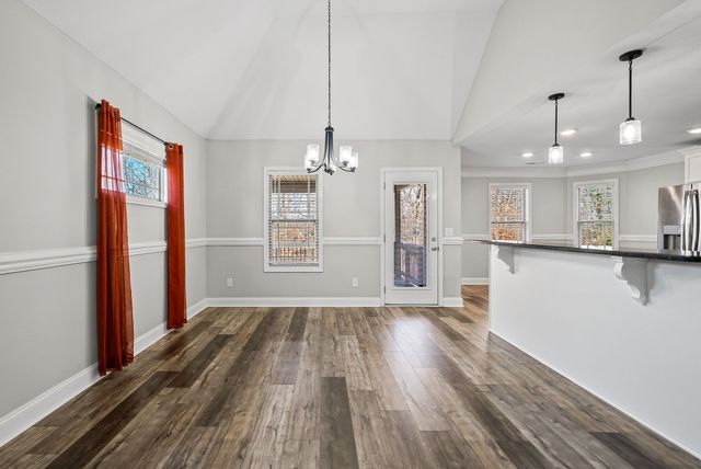 1796 Rains Rd, Clarksville, TN 37042