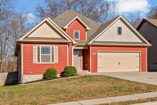 1796 Rains Rd, Clarksville, TN 37042