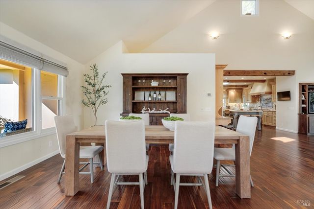 466 Pratt Ave, St. Helena, CA 94574