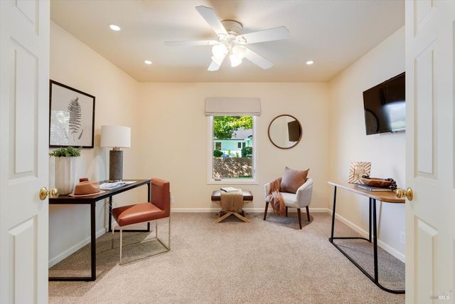 466 Pratt Ave, St. Helena, CA 94574