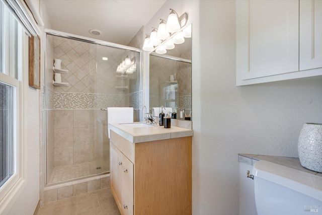 466 Pratt Ave, St. Helena, CA 94574