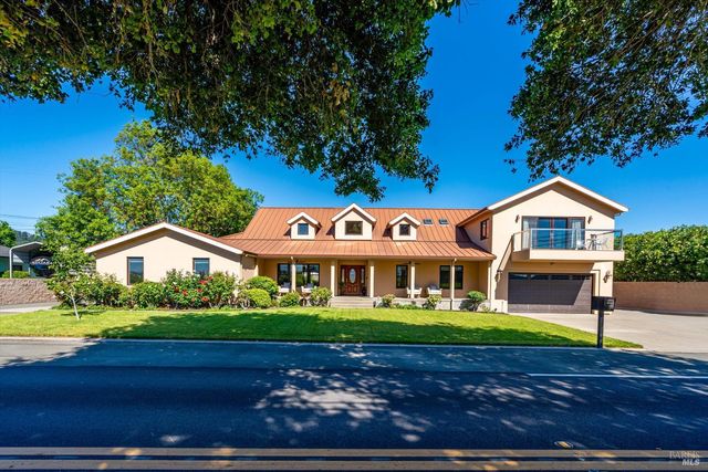 466 Pratt Ave, St. Helena, CA 94574