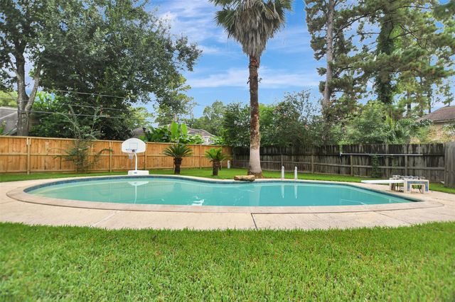 5322 Ashmere Lane, Spring, TX 77379