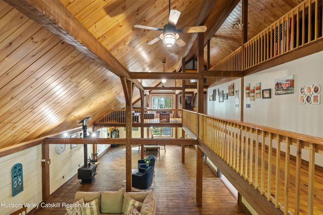 522 Starr Road, Ravena, NY 12143