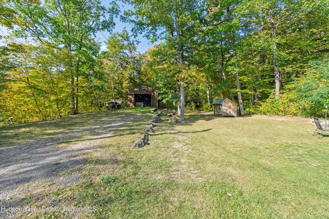 522 Starr Road, Ravena, NY 12143