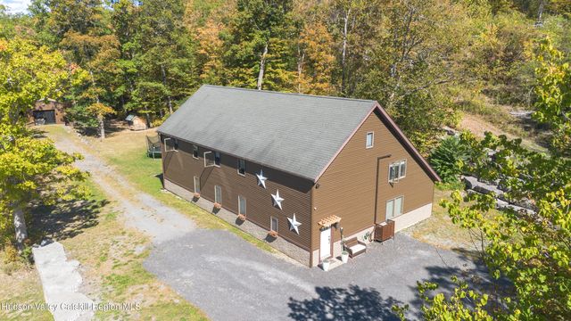 522 Starr Road, Ravena, NY 12143