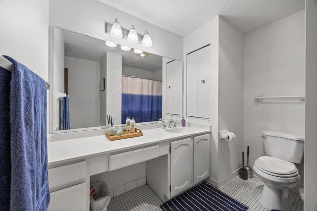2275 Youngman Avenue 106W, Saint Paul, MN 55116