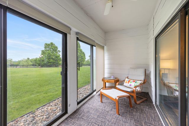 2275 Youngman Avenue 106W, Saint Paul, MN 55116