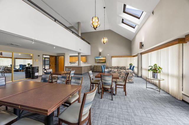 2275 Youngman Avenue 106W, Saint Paul, MN 55116