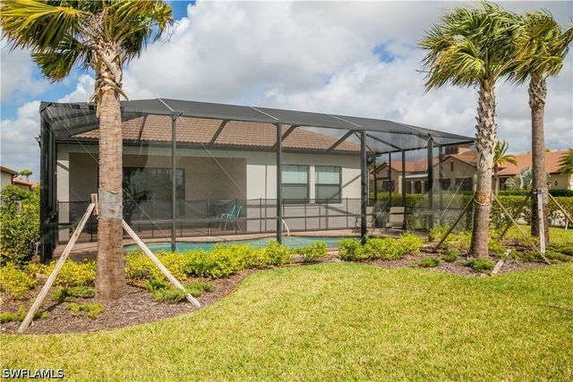 1466 Artesia DR W, Naples, FL 34113