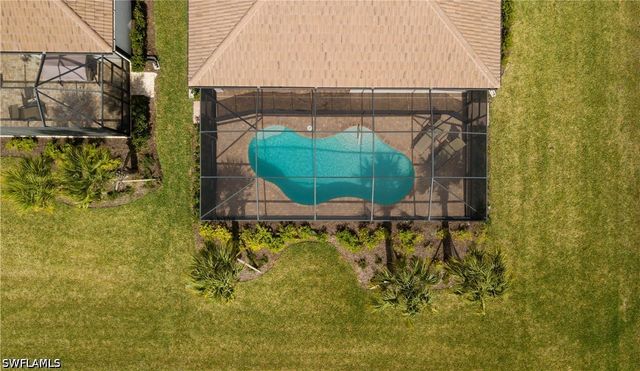 1466 Artesia DR W, Naples, FL 34113