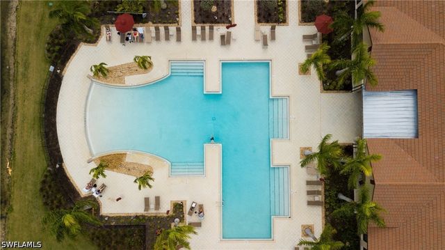 1466 Artesia DR W, Naples, FL 34113