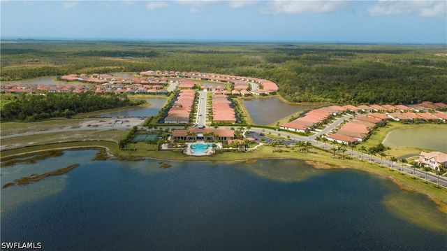 1466 Artesia DR W, Naples, FL 34113