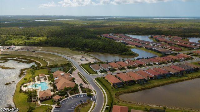 1466 Artesia DR W, Naples, FL 34113