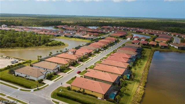 1466 Artesia DR W, Naples, FL 34113