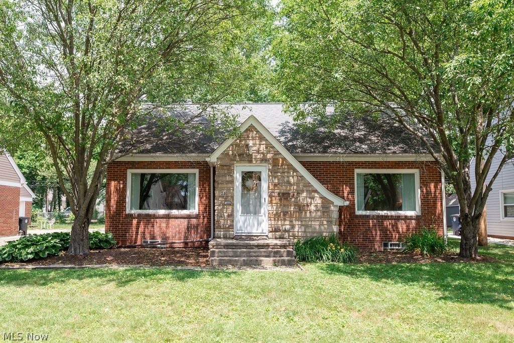 261 Malden Street, Akron, OH 44313