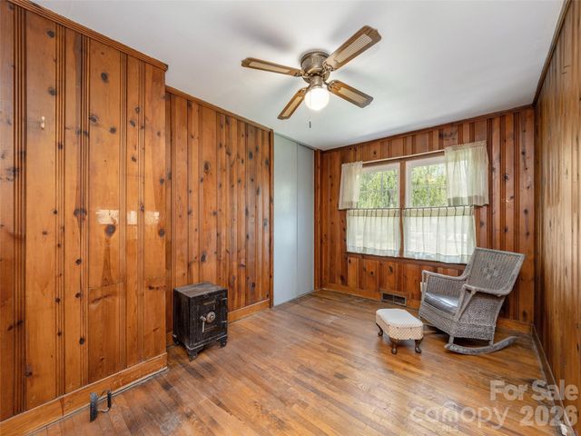 508 Higate Road, Hendersonville, NC 28791