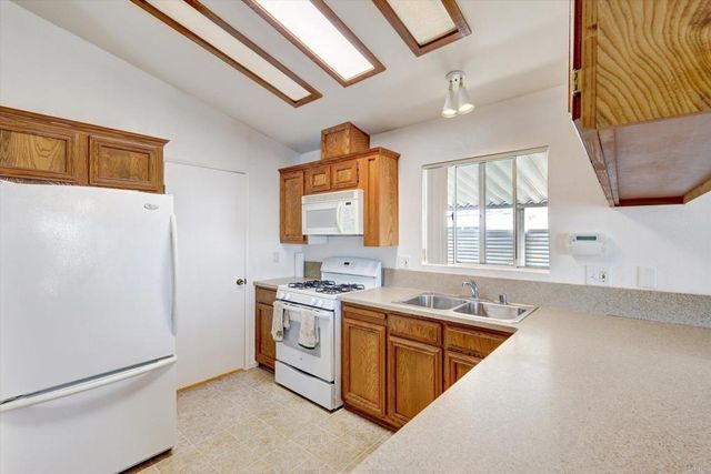 205 Mockingbird Lane, Oceanside, CA 92057