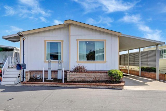 205 Mockingbird Lane, Oceanside, CA 92057