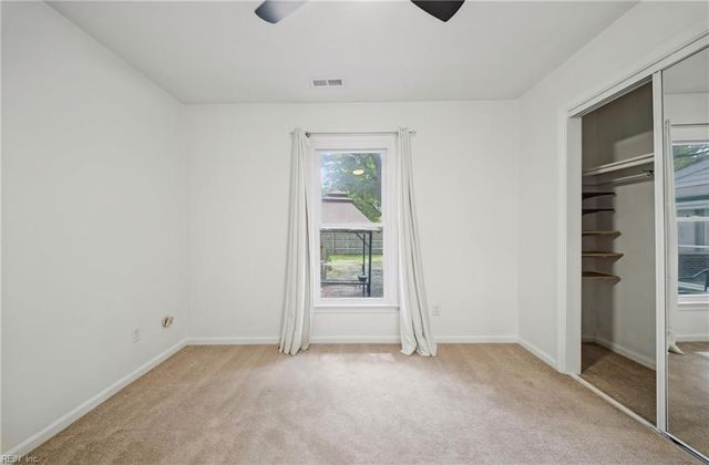 908 Landing Creek DR, Chesapeake, VA 23323