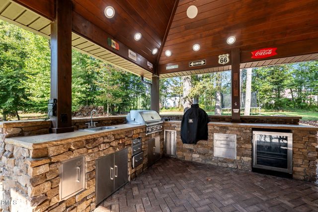 6405 Cape Wedgewood Circle, Browns Summit, NC 27214